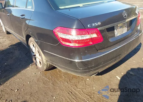 2010 Mercedes-Benz E 350 4Matic из США, поврежденный, VIN WDDHF8HB0AA177574